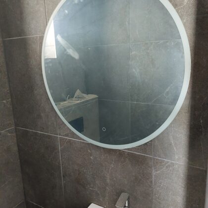 Fali led tükör felszerlése, elektromos bekötése