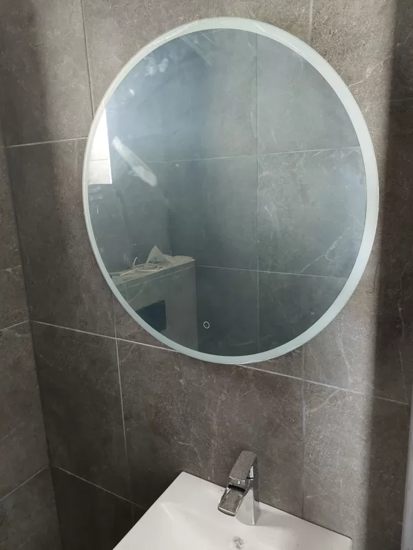Fali led tükör felszerlése, elektromos bekötése