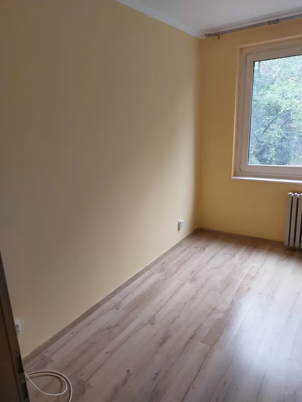 Laminált padló lerakása és festés